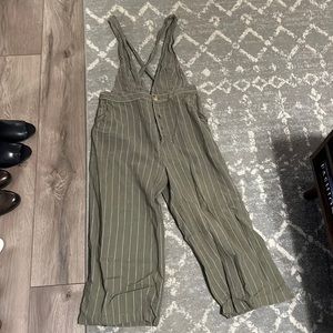 Cropped wide leg jumper